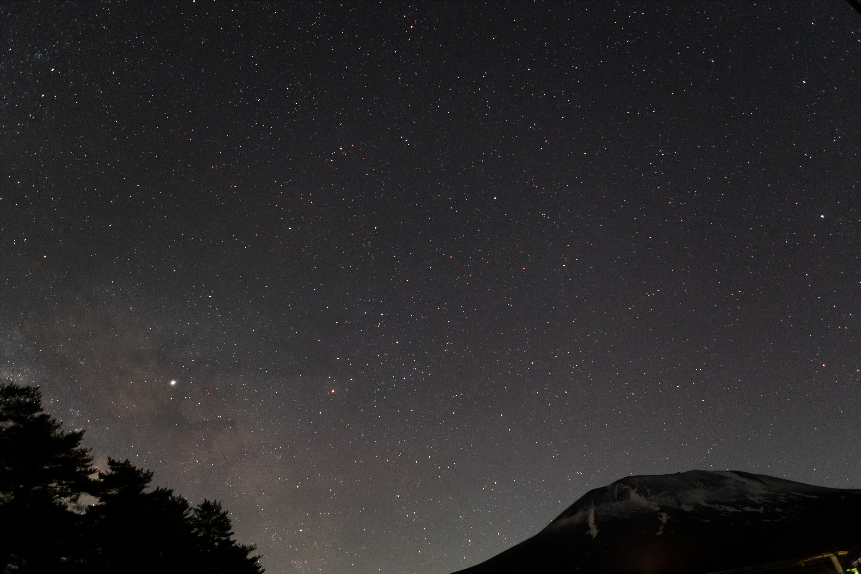 星空と浅間山 無料の高画質フリー写真素材 イメージズラボ