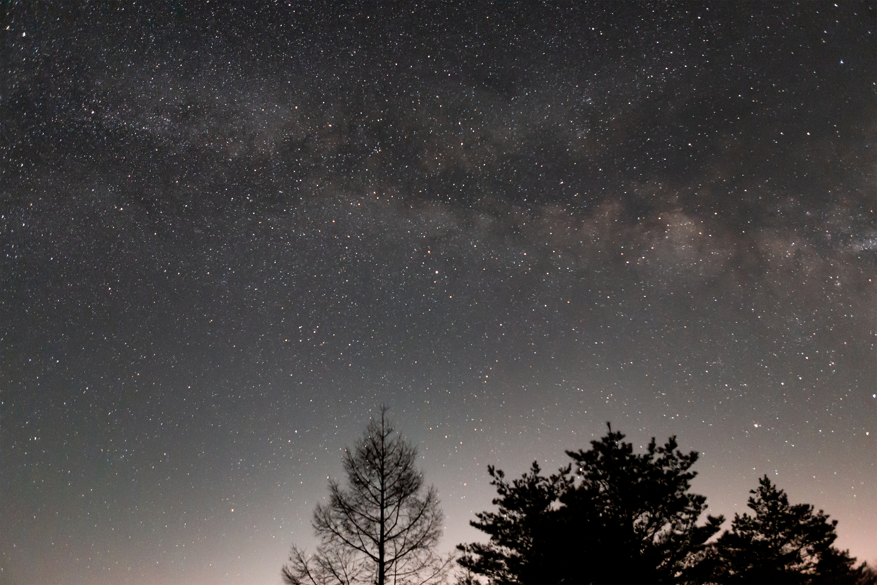 満点の星空と天の川 無料の高画質フリー写真素材 イメージズラボ