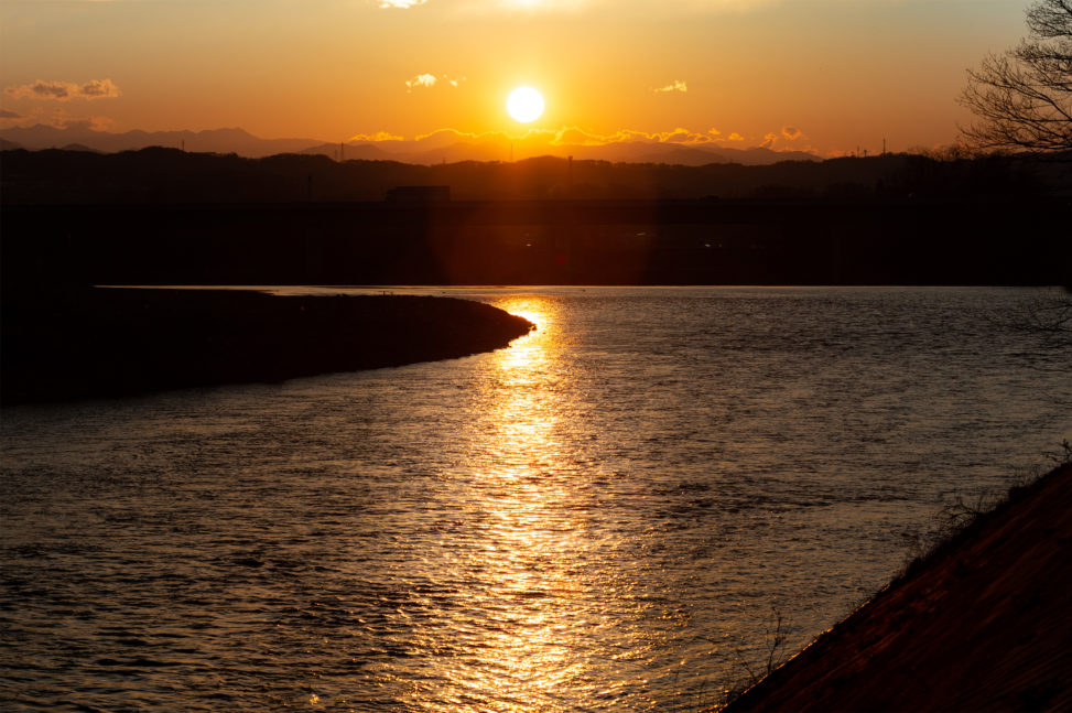 千曲川と夕日02のフリー写真素材